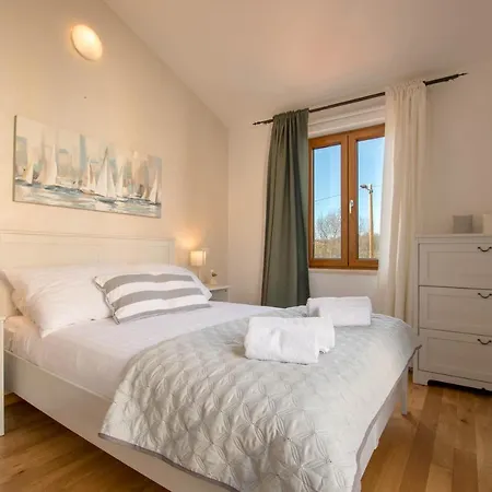 Island View Villa Krnica