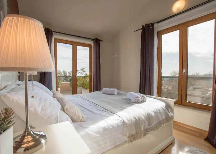 Island View * Krnica