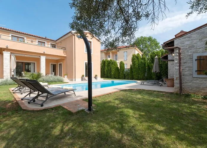Island View Villa