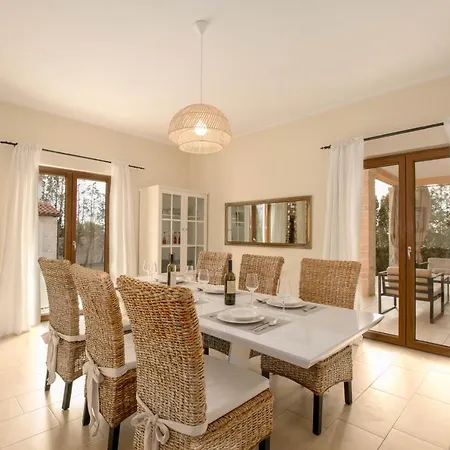 Island View Villa