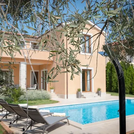 Island View * Krnica